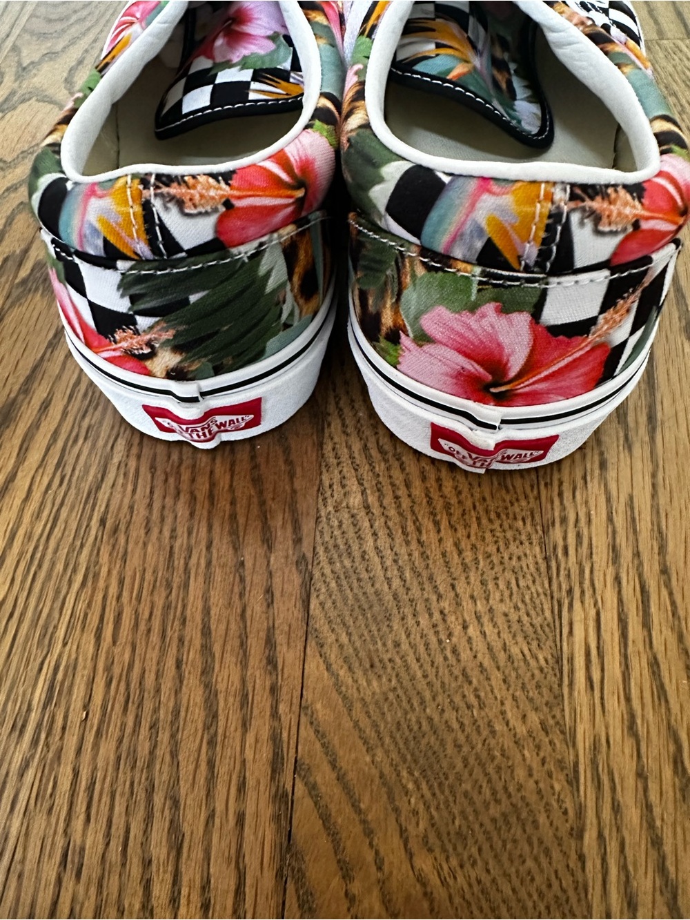 ⭐️ BRAND NEW⭐️Vans Hawaiian Floral Checkerboard Low Top lace Sneakers - Picture 4 of 5